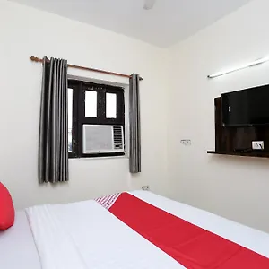*** Hotel Oyo Flagship Aamantran India
