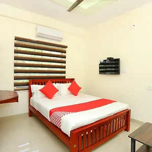 *** Hotel Oyo 37302 White Cort India